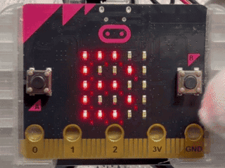 micro:bit で月のみちかけを学ぼうを動かす様子