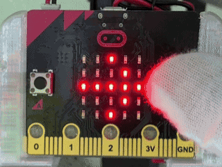 カブクワ相撲3本勝負をmicro:bitで動かしているようす